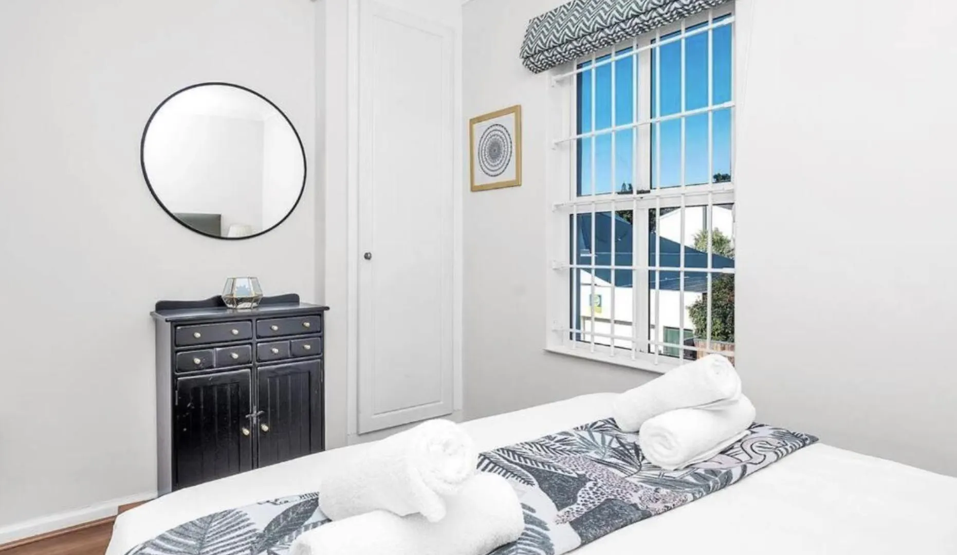 Cosy Home In Claremont Cape Town