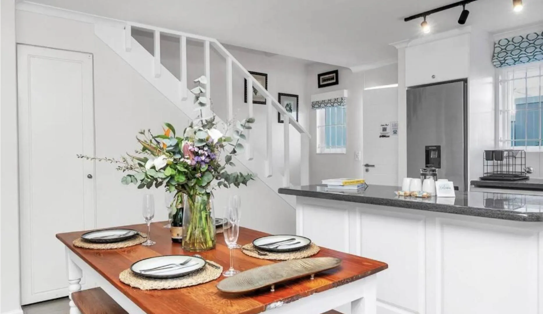 Cosy Home In Claremont Cape Town